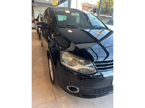 VOLKSWAGEN FOX 1.6 MI 8V FLEX 4P MANUAL VOLKSWAGEN FOX 1.6 MI 8V FLEX 4P MANUAL